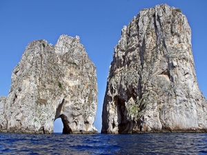 Capri, Faraglioni