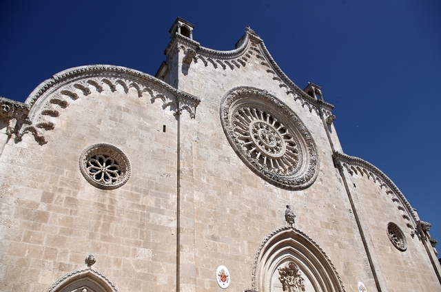 Ostuni, fasada gotyckiej katedry z 1435 r.