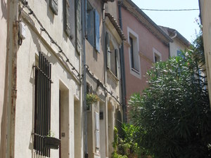 Arles