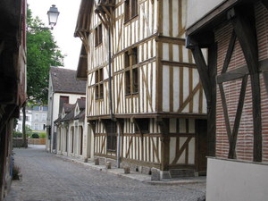 Troyes