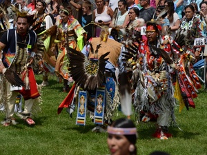 Tance na festiwalu Pow-Wow,Oshweken,Canada