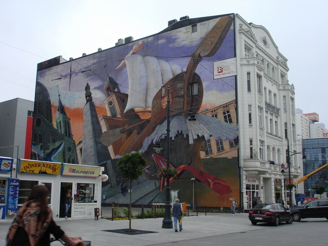 Mural Przy Piotrkowskiej.