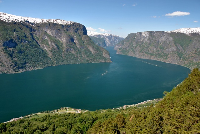 Punkt widokowy Stegastein na Aurlandfjord i Aurland...