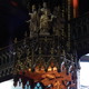 Wnetrze bazyliki Notre Dame