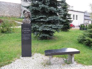 Pomnik i ławeczka  Fryderyka Chopina