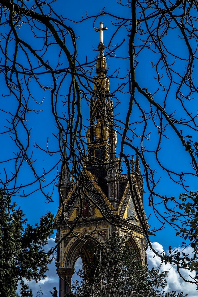 42 albert memorial