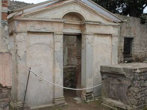 25734039 - Pompeje Pochmurne przedpołudnie w Pompejach