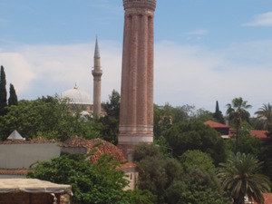 Żłobkowany Minaret z XIIiw