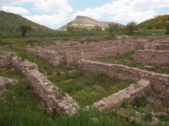 Ruiny wioski  z  III w