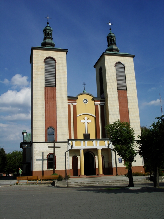 Kościół parafialny Podwyższenia Krzyża Świętego w Piaskach.