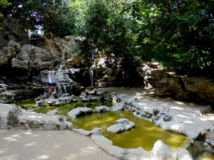 Paryż - Parc des Buttes Chaumont