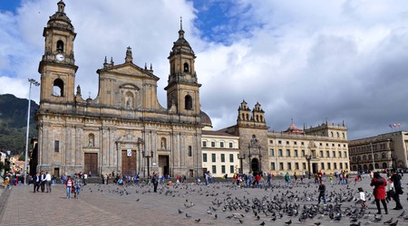 Bogotá, Katedra na Plaza Bolivar