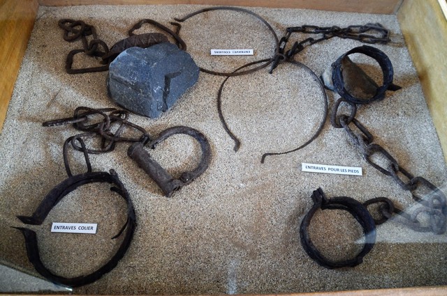 ..eksponaty z muzeum niewolnictwa..