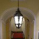 Lampa w korytarzu