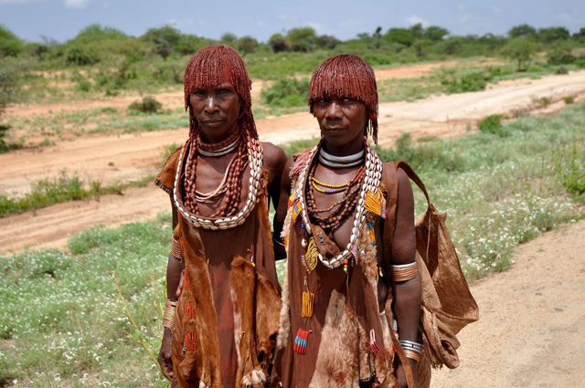 Kobiety z plemienia Hamar w rejonie Turmi 