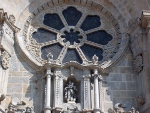 Katedralne okno