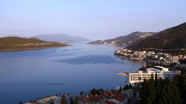 Neum