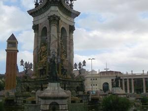 Plac Hiszpański (Plaza de España) 
