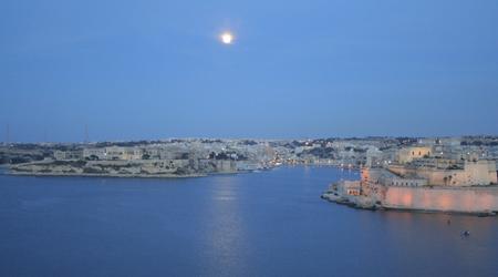 Malta, Valletta by night