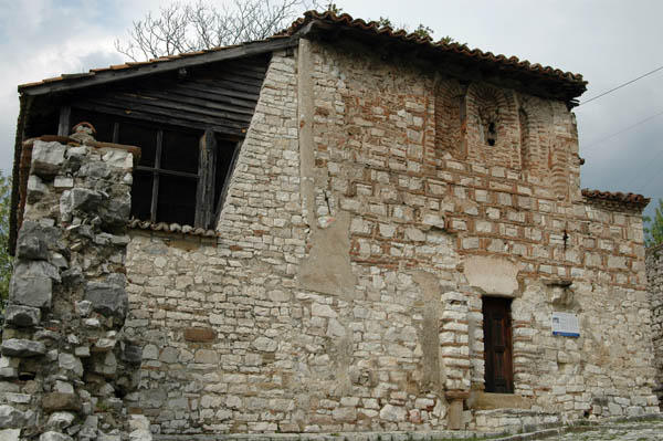 Berat (25)