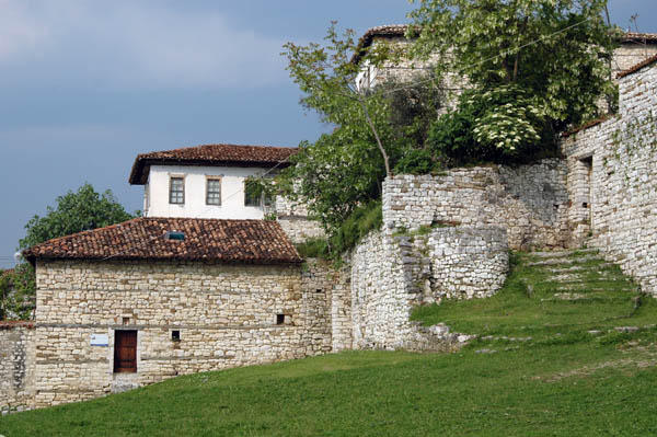 Berat (26)