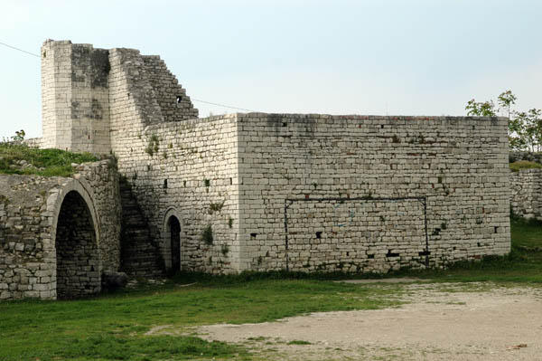 Berat (34)