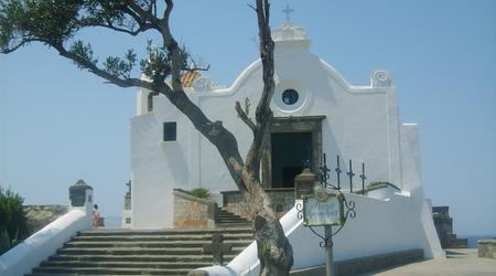 Plac JPII na Ischii – Ischia, Włochy