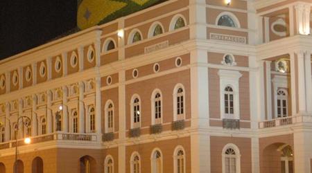 Manaus noca (4) Opera – Brazylia