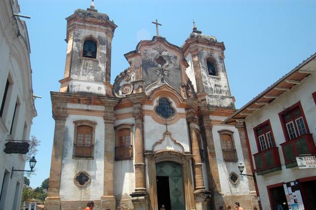 Ouro preto (88)