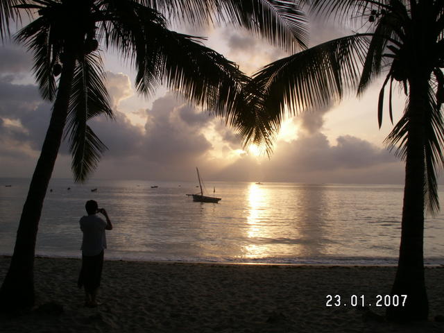 Kenia 2007  Godzina 6 ,oo