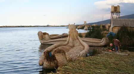 Pływające wyspy na J. Titicaca – Puno, Peru