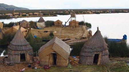 Pływające wyspy na J. Titicaca – Puno, Peru