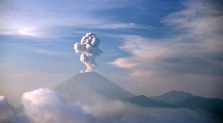 Jawa. Wulkan Semeru – Indonezja