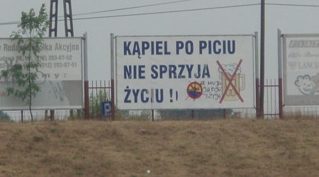 kąpiel po piciu nie sprzyja życiu – Kryspinów, Polska