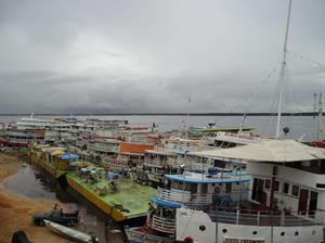 Port w Manaus nad Amazonka