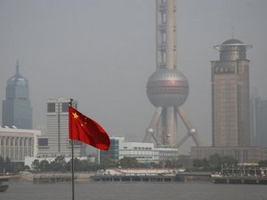 Shanghai , widok z flaga