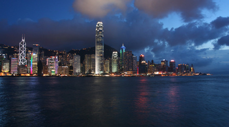 Zbliża się noc – Hongkong
