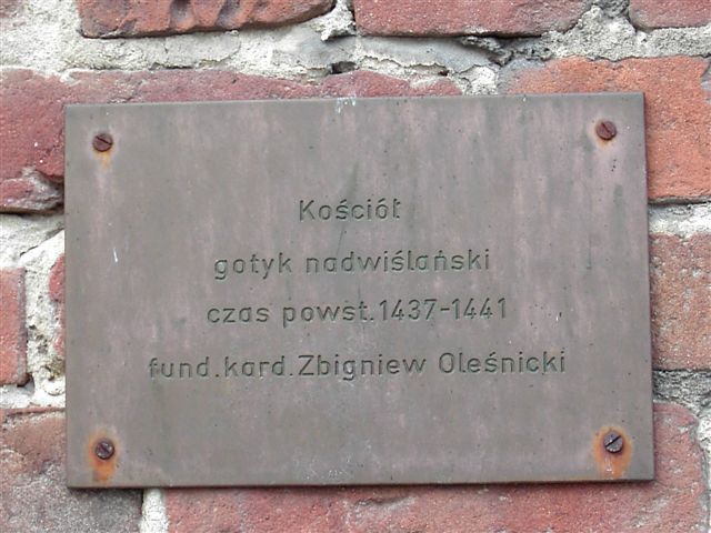 Tablica upamiętniająca fundację kościoła.