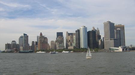 NEW YORK-widok ze statku, którym płynęliśmy na Statue Wolnosci – Nowy Jork (stan), Stany Zjednoczone Ameryki