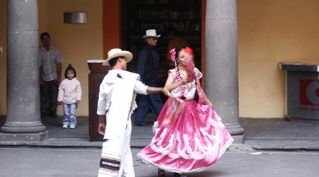 Pokaz tańców – Puebla, Meksyk