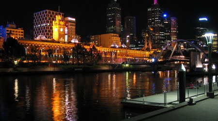 Melbourne w nocy – Australia