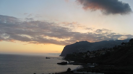 Klif widoczny z zachodniej strony Funchal – Portugalia