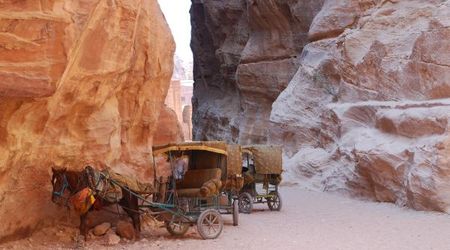 ku grobowcom – Wadi musa, Jordania
