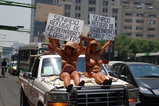 ...protestanci...