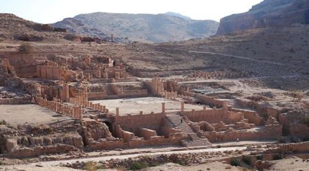 wielka świątynia – Wadi musa, Jordania