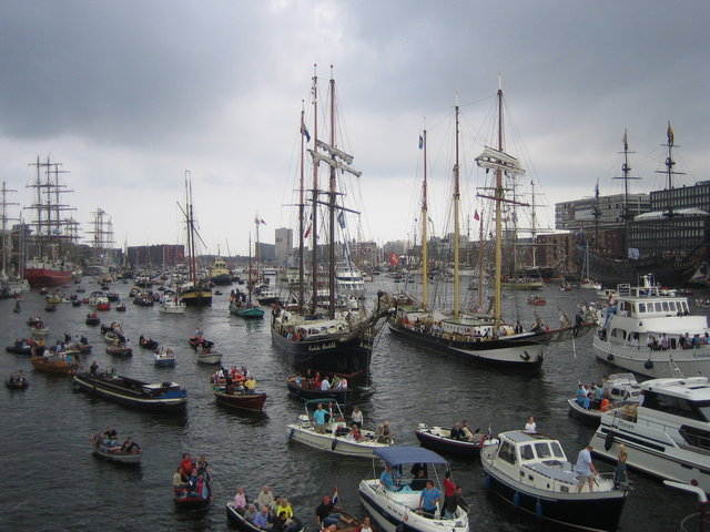 parada statków w Amsterdamie