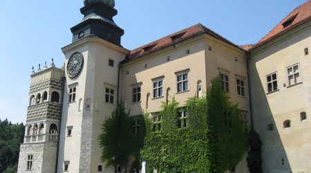 zamek - Pieskowa Skała – Polska