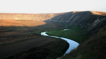 meandrujący Raut – Mołdawia