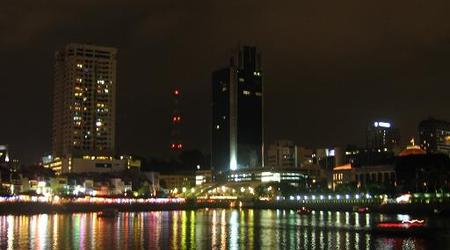 Singapur nocą