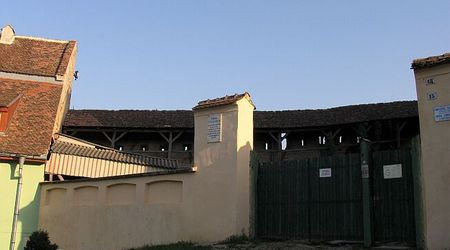 Sighisoara mury miejskie od wewnętrznej strony – Rumunia